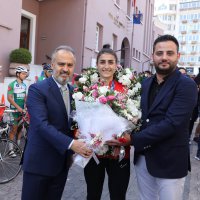 Olimpiyatlarda tarih yazan İlgün’e coşkulu karşılama 