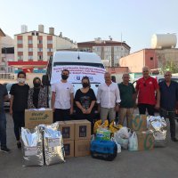 Yangın bölgesindeki can dostları unutulmadı 