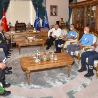 Yangında selde, Büyükşehir her yerde 