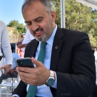 Yangında kül olan umutlar, yardımlaşma ile yeşeriyor 