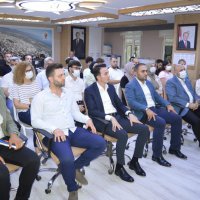 ‘Gençsin, geleceğinden vazgeçme’ 