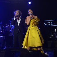 Fettah Can ve Cansu Kurtçu'dan Bursa'ya özel gece 