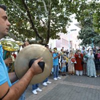 Dikkat! Her an müzik çıkabilir 