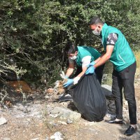 Daha temiz çevre için çöp topladılar 