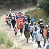 Daha temiz çevre için çöp topladılar 