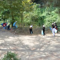 Daha temiz çevre için çöp topladılar 