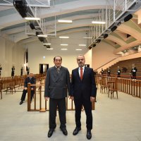 Demokrasinin uç beyleri Demokrasi Adası’nda 