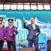 Bandolar Festivali çok sesli kortejle başladı 