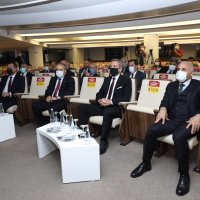 Sağlık, tüm kentlerin ana gündemi 