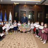 Minik öğrencilerin ‘Başkanı Tanıma’ dersi 