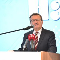 Üniversitelilere her alanda tam destek 