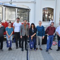 Sokakta akrobasi gösterisi 