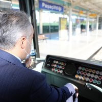 Metroda bekleme süresi azaldı, kapasite arttı 