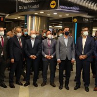 Metroda bekleme süresi azaldı, kapasite arttı 