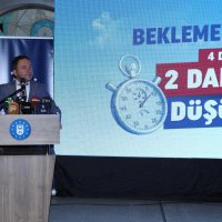 Metroda bekleme süresi azaldı, kapasite arttı 
