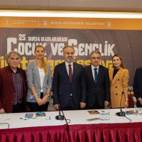 Perde çocuklar ve gençler için açılıyor 