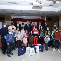 Lösemili çocuklar için tiyatro hastaneye taşındı 