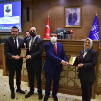 Sağlıkçılara ulaşım ücretsiz 