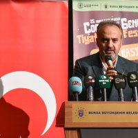 Bursa’da tiyatro salonları çocukların 