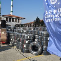 Çiftçiye damlalık sulama sistemi ve çilek fidesi desteği 
