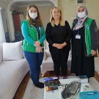 Gönüllülerden şehit ve gazi yakınlarına ziyaret 