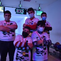 Özel çocuklar bowlingle eğlendi 
