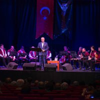 Efsane müdür eserleriyle anıldı 