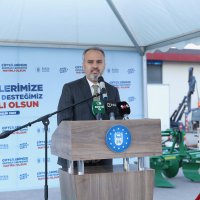 Büyükşehir’den tarımda makineleşmeye destek 