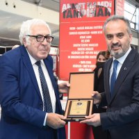 Kitap şöleni coşkuyla başladı 