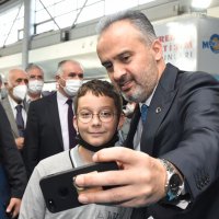 Kitap şöleni coşkuyla başladı 