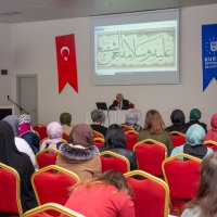 Ünlü yazarlar okurlarıyla buluşuyor 