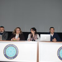 Kukla ve gölge oyunları şehri renklendirmeye devam ediyor 