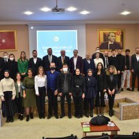 Gençlik Meclisi'nde nöbet değişimi 