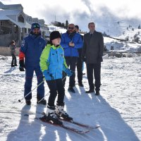 Öğrencilerin kayak heyecanı 