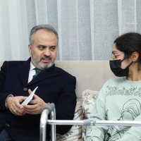 Bu yol yardım, gönüllere dokunuyor 