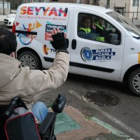 Bu yol yardım, gönüllere dokunuyor 