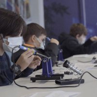 Küçük mucitler kendi radyolarını üretti 