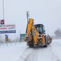 507 mahalle yoluna anında müdahale 