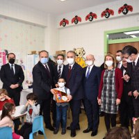 Ana Kucağı’nda karne sevinci 