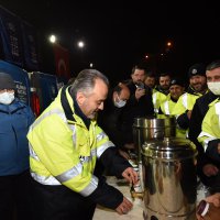 Ulaştıran ekibe, şantiyede moral ziyareti 