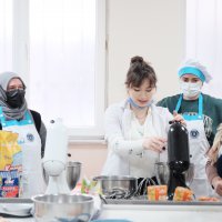 İşaret diliyle pasta börek yaptılar 