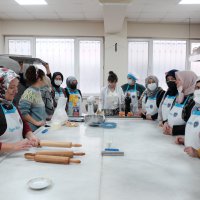 İşaret diliyle pasta börek yaptılar 