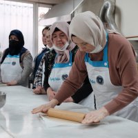 İşaret diliyle pasta börek yaptılar 