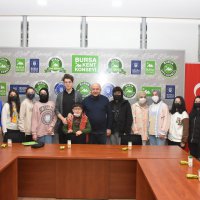 Çocuk Meclisi’nde demokrasi şöleni 