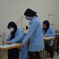 Çocuklar sınıfta, anneler iş başında 
