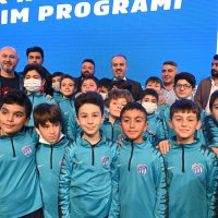 Büyükşehir’den amatöre büyük destek 
