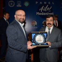 Medeniyetin temel kurumu aile 