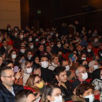 'Bir Adam Yaratmak' Uşak’ta izleyici ile buluştu 