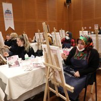 Kadınlar, günlerini üreterek kutladı 
