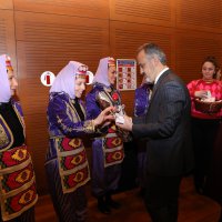 Kadınlar, günlerini üreterek kutladı 